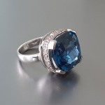 KG-050 Very Nice London Blue Topaz Setting on a Beautiful Handmade Steling Silver Ring