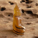 BD-018 Rare Old yellow Quartz Crystal Carved in Phra Hin 'Kru Hod' Seated in Meditation Posture Crowned Magic Luckky Buddha Amulet from Meaung Hod