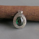 KG-086 Emerald Green Oval NAGA EYE Thai Cave Crystal Amulet Handmade Filigree Sterling Silver Charm Pendant