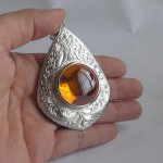 KG-063 KG-063 Large Huge Button Round Honey Yellow NAGA EYE Thai Talisman Cave Crystal Magic Power Buddha Amulet Handmade Silver Pendant